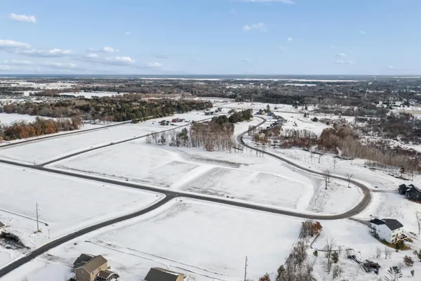 $140,000 | 5165 389th Trail, North Branch, MN 55056