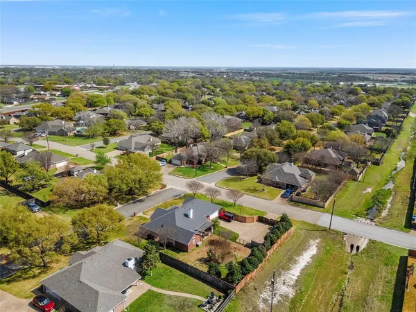 $445,000 | 1400 Radisson Drive, Hewitt, TX 76643