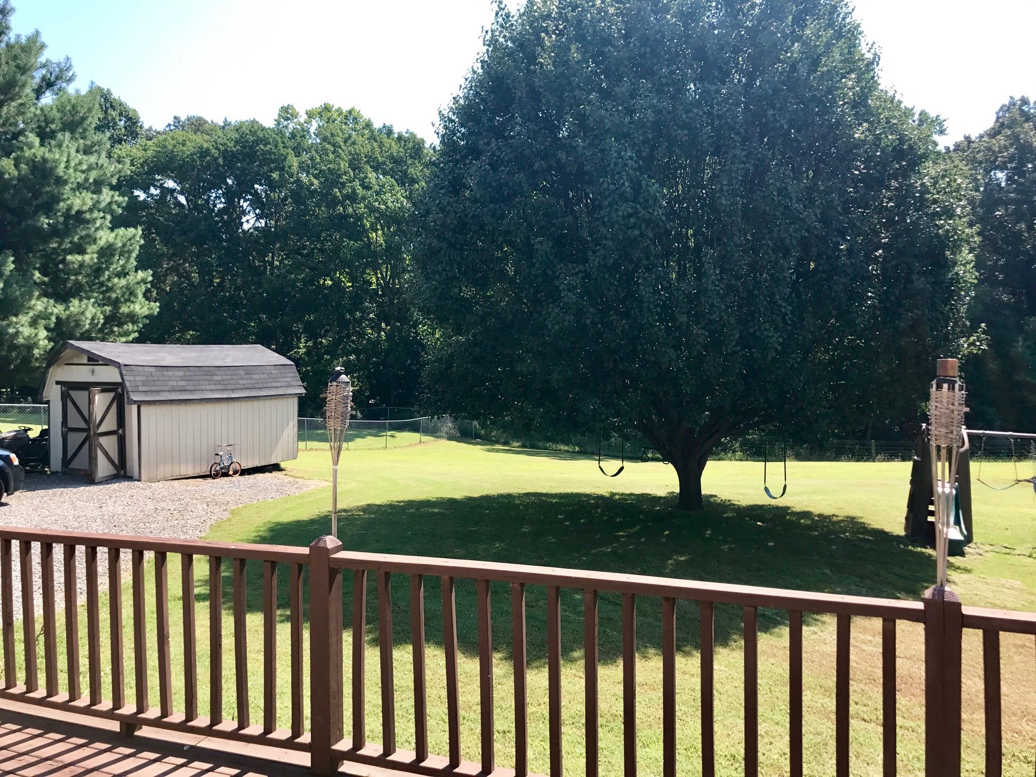 3733 Armstrong Road Springfield, TN 37172 - Photo 12 of 13 a view of a balcony with yard