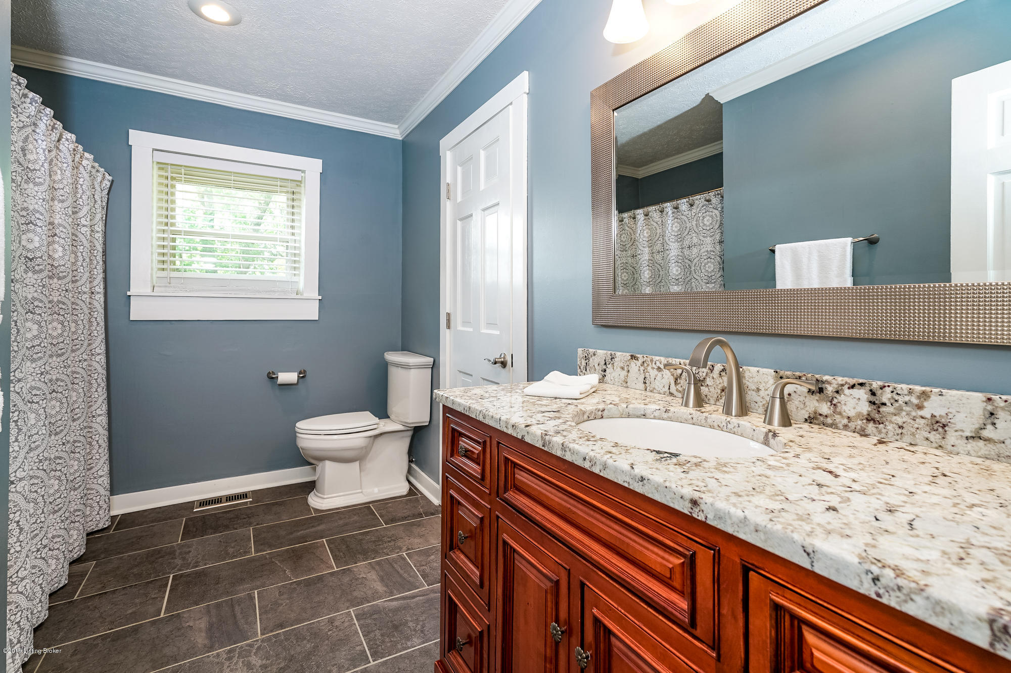 2309 Veechdale Road Simpsonville, KY 40067 - Photo 19 of 51 Full Bath