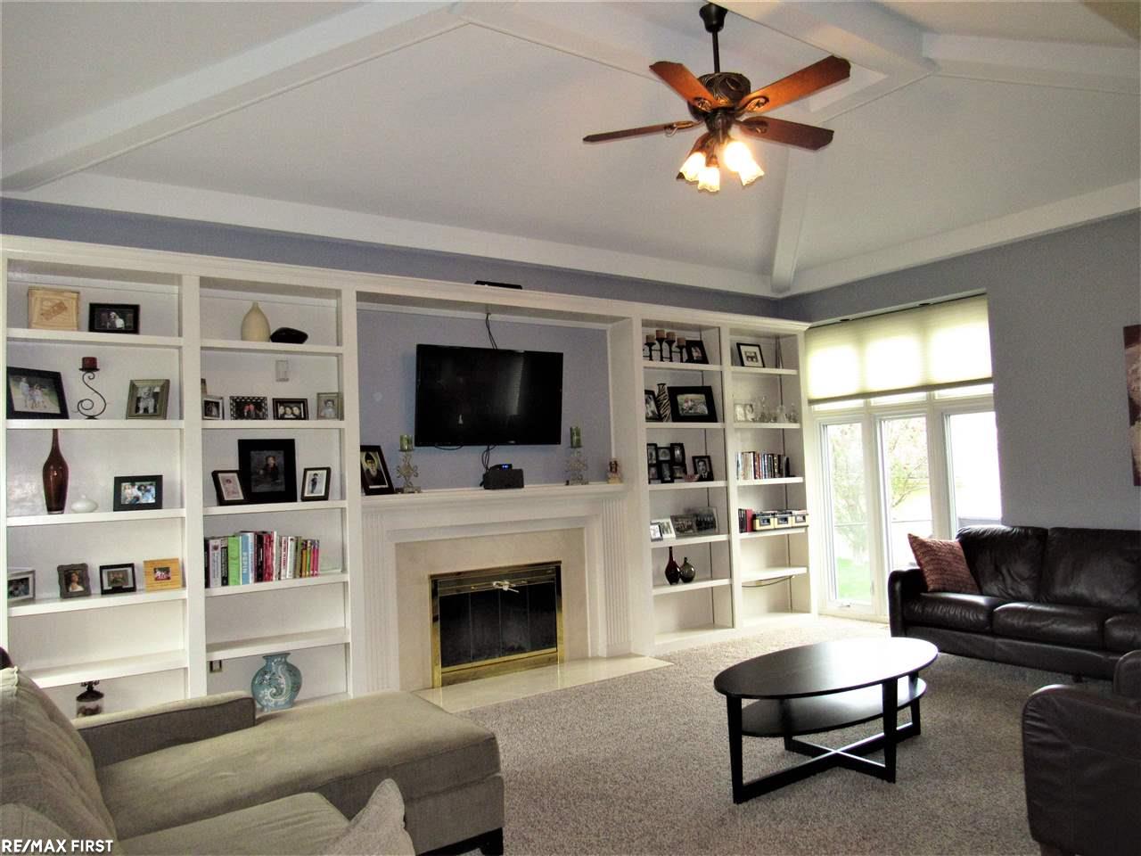47090 Liberty Bell Road East Macomb, MI 48044 - Photo 9 of 32 31336026-8.JPG