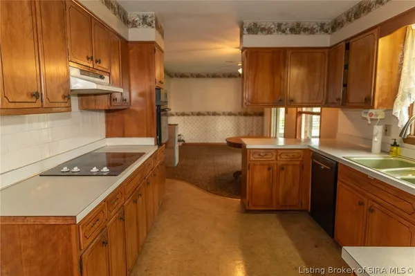 $337,500 | 10575 West Sr 256, Lexington, IN 47138