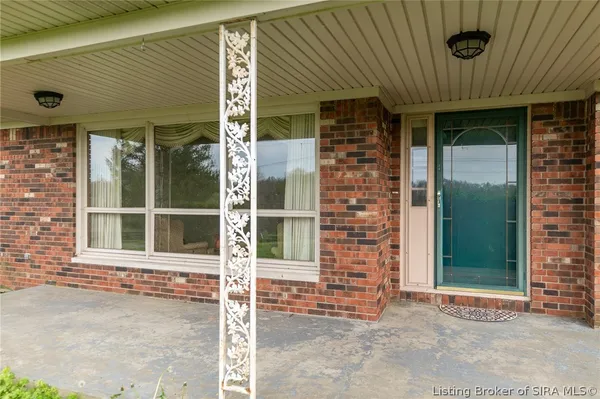 $337,500 | 10575 West Sr 256, Lexington, IN 47138