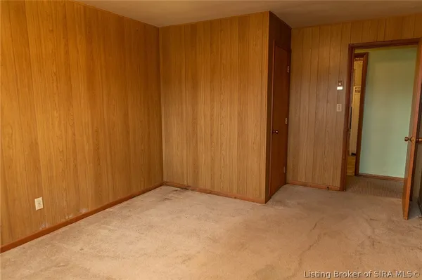$337,500 | 10575 West Sr 256, Lexington, IN 47138