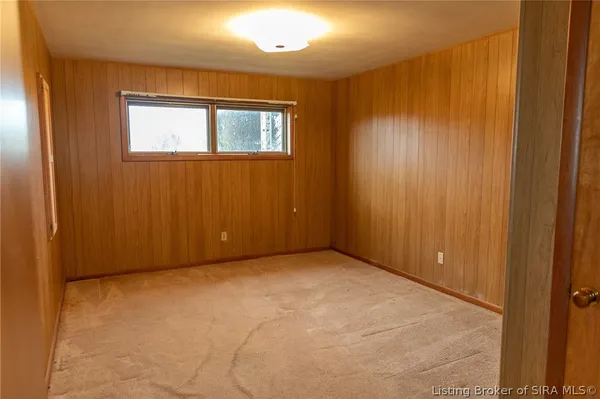 $337,500 | 10575 West Sr 256, Lexington, IN 47138