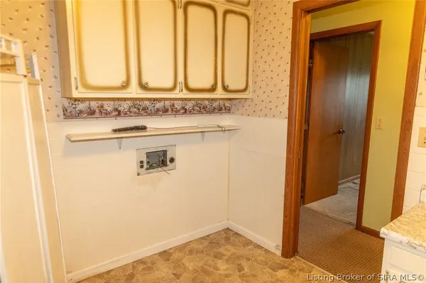 $337,500 | 10575 West Sr 256, Lexington, IN 47138
