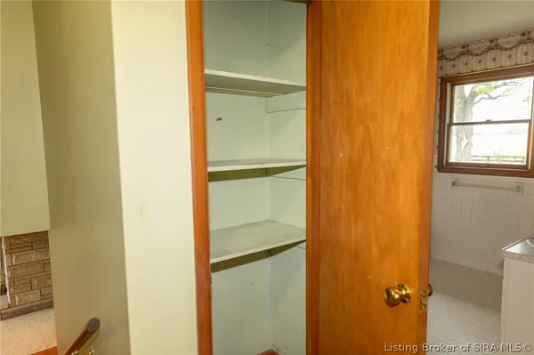$337,500 | 10575 West Sr 256, Lexington, IN 47138
