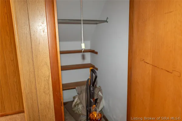 $337,500 | 10575 West Sr 256, Lexington, IN 47138