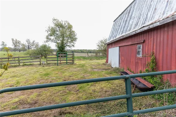 $337,500 | 10575 West Sr 256, Lexington, IN 47138