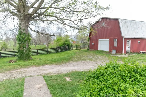 $337,500 | 10575 West Sr 256, Lexington, IN 47138