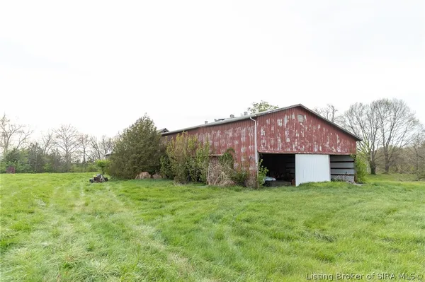 $337,500 | 10575 West Sr 256, Lexington, IN 47138
