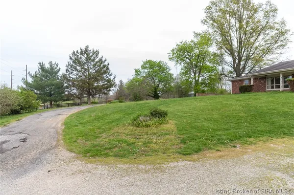 $337,500 | 10575 West Sr 256, Lexington, IN 47138