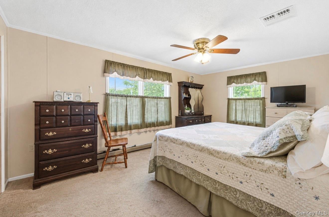 83 Knapp Road Mastic Beach, NY 11951 - Photo 16 of 32
