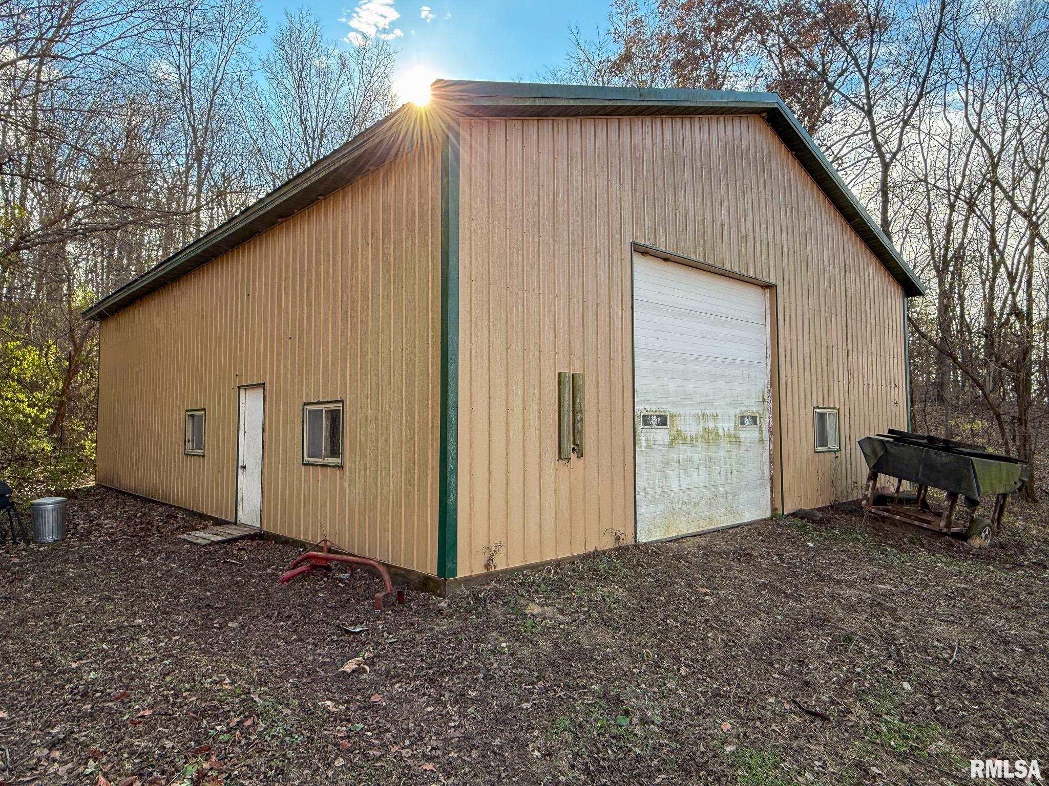 910 Highway 17 Joy, IL 61260 - Photo 24 of 26