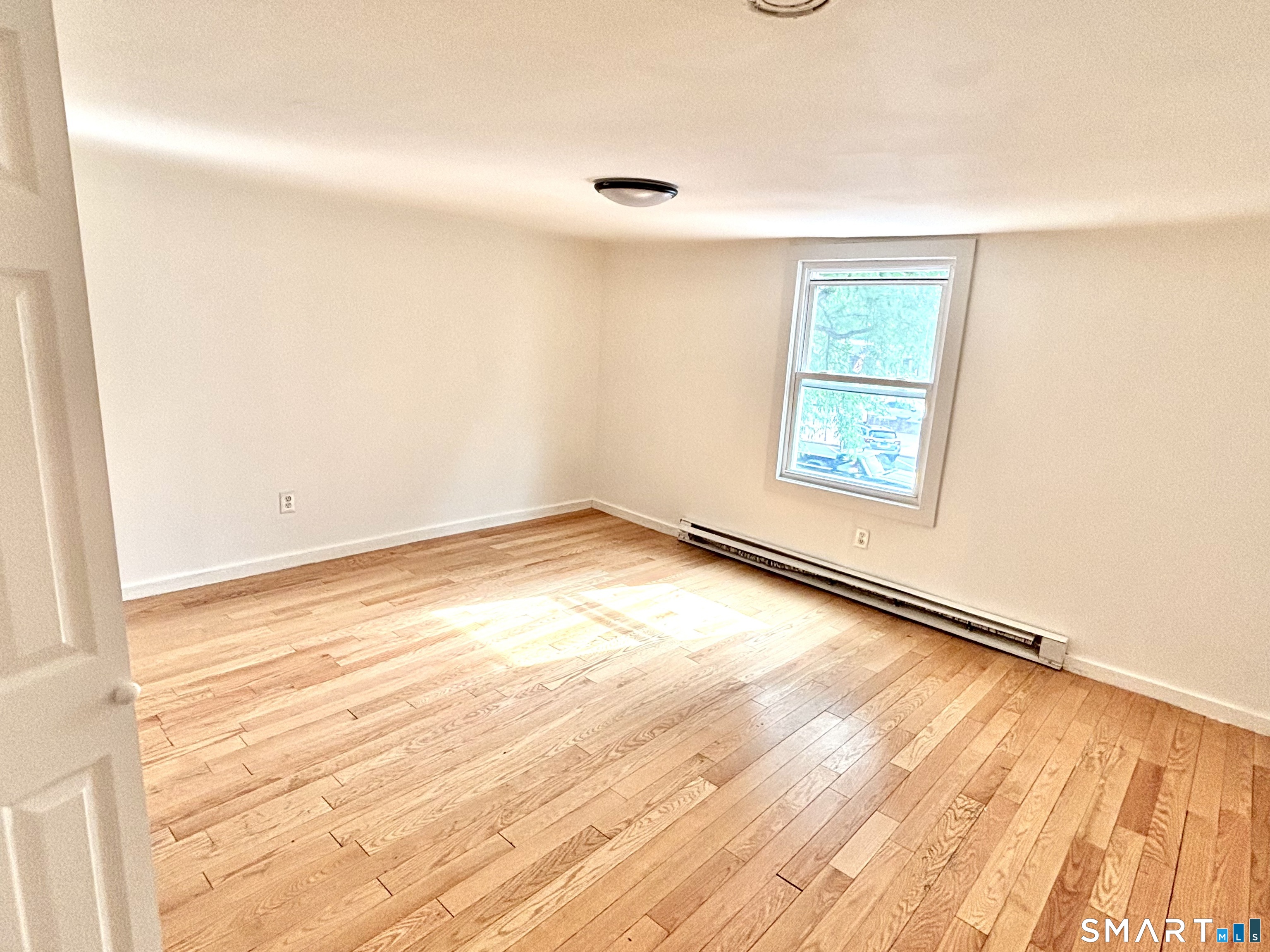 582 Main Street Middletown, CT 06457 - Photo 7 of 11
