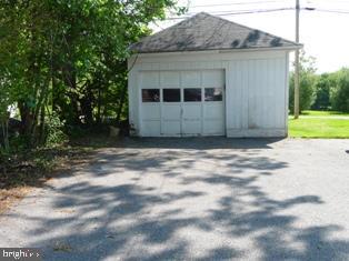 625 South Broad Street Lititz, PA 17543 - Photo 3 of 12