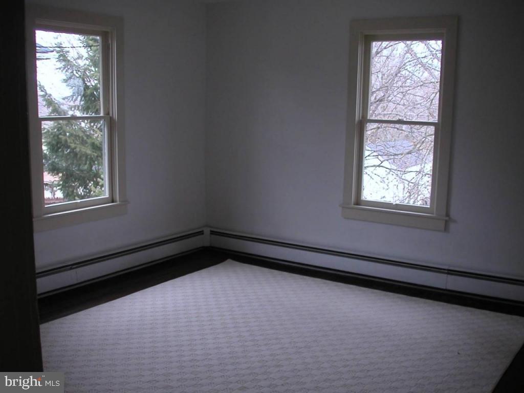 625 South Broad Street Lititz, PA 17543 - Photo 10 of 12