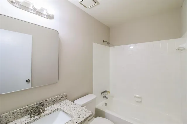 $259,900 | 1050 Chapman Circle, Stone Mountain, GA 30088