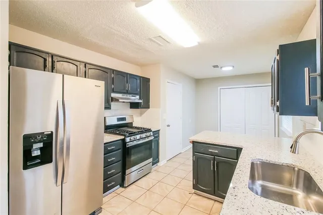 $259,900 | 1050 Chapman Circle, Stone Mountain, GA 30088