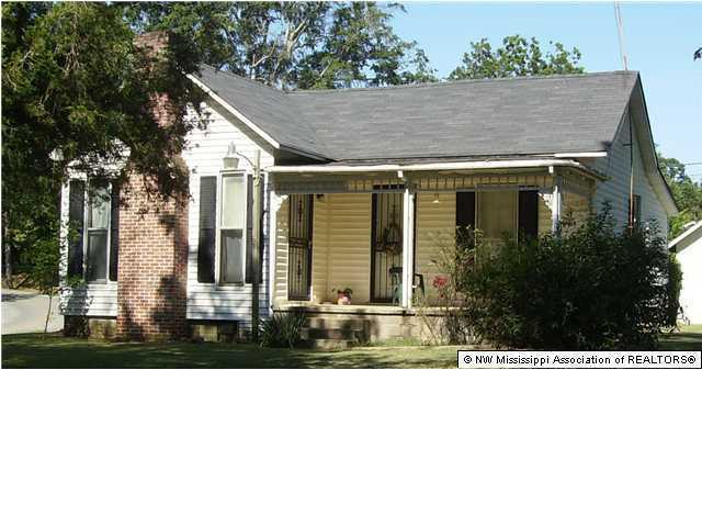 52 Potts Camp Road Waterford, MS 38685 - Photo 1 of 5 Primary Photo