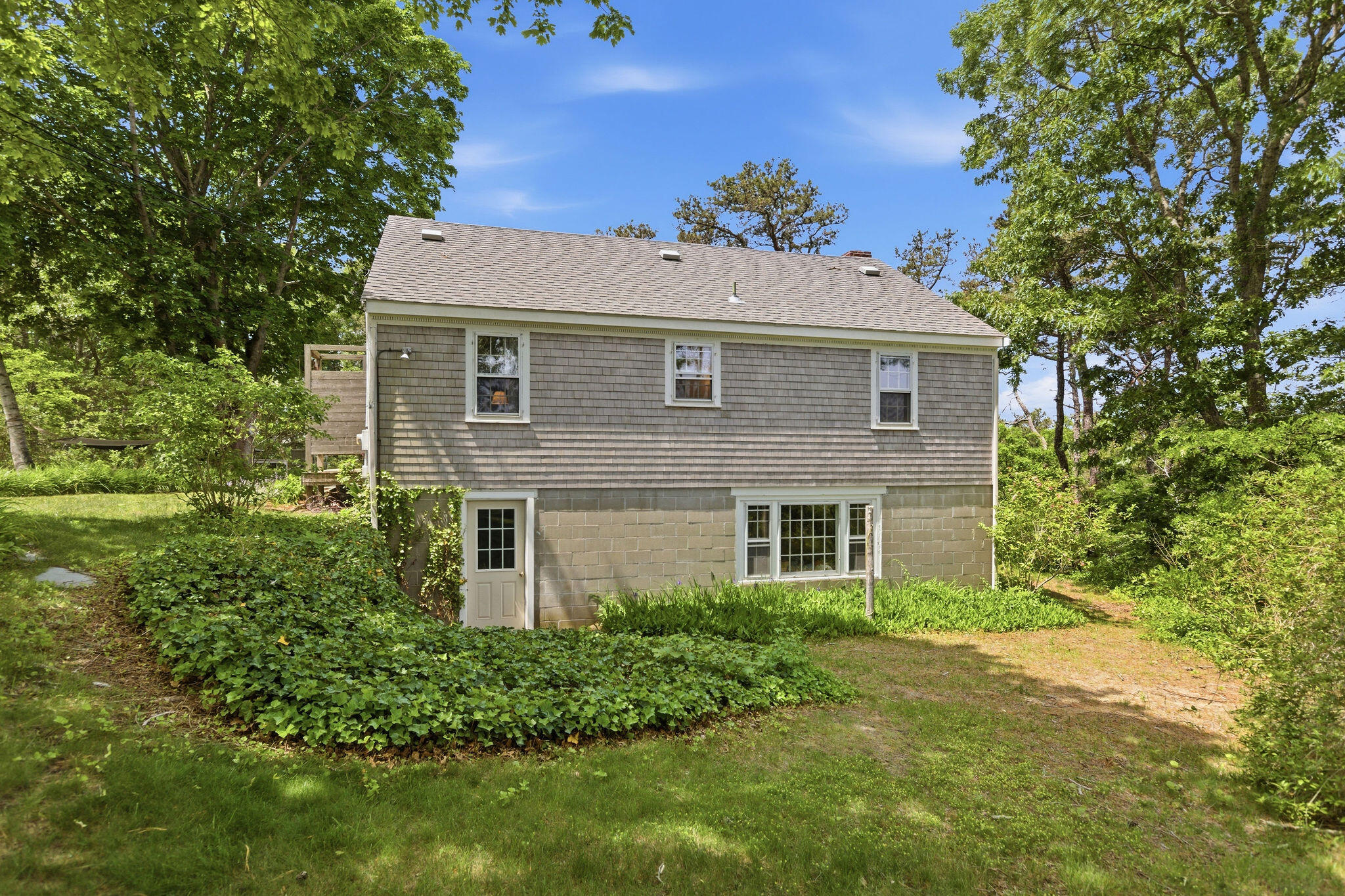 21 Town Hall Road Truro, MA 02666 - Photo 5 of 28 5