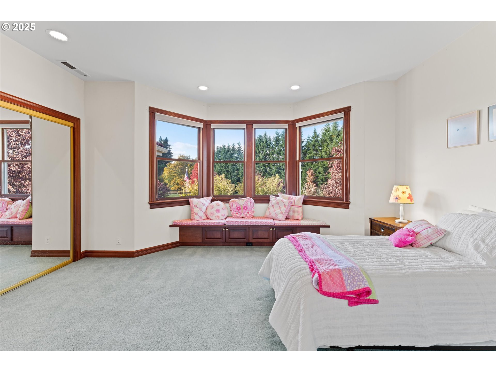 13680 Southwest Morgan Road Sherwood, OR 97140 - Photo 20 of 48 a bedroom with bed and glass windows