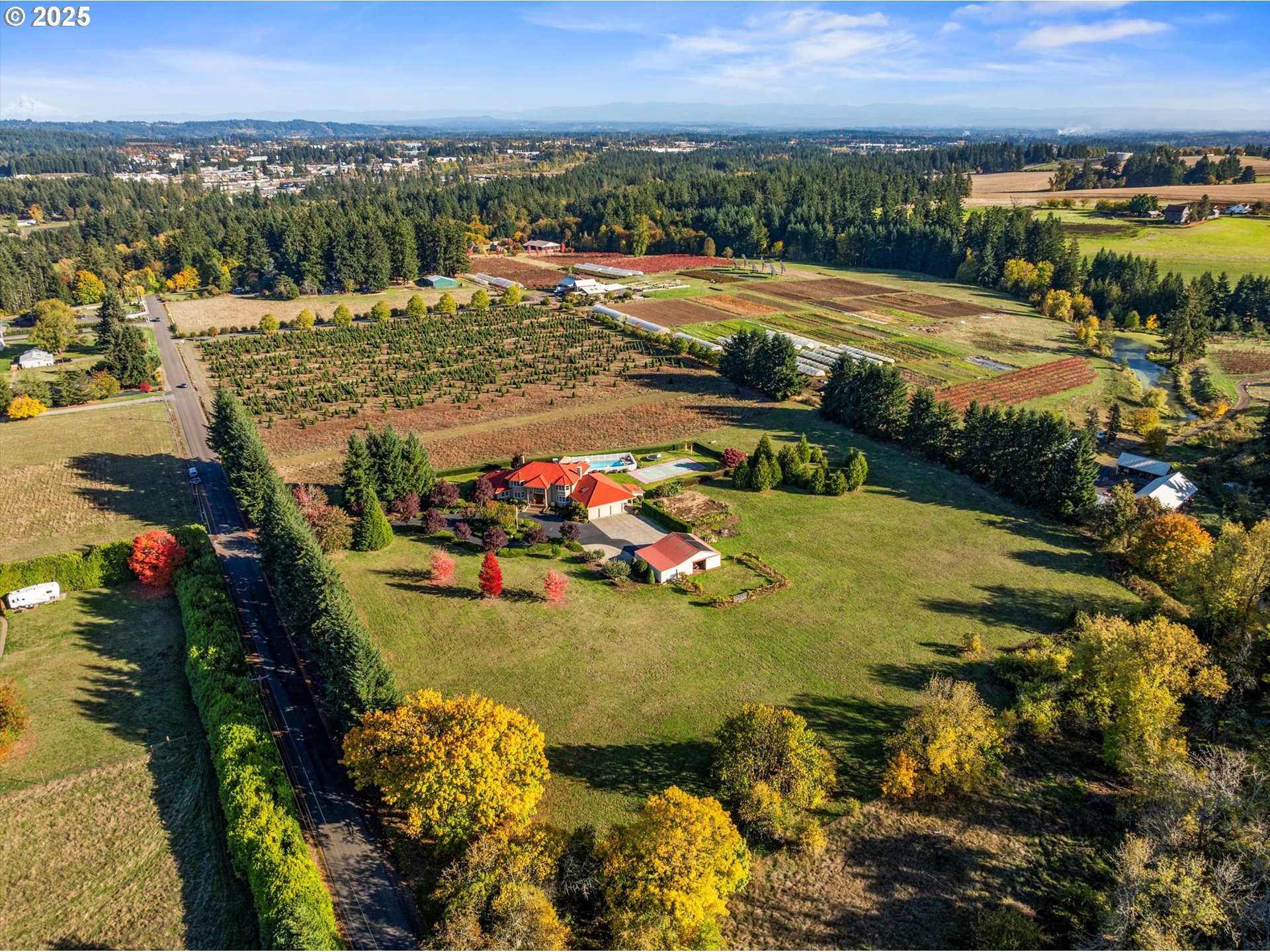 13680 Southwest Morgan Road Sherwood, OR 97140 - Photo 48 of 48 a view of a city