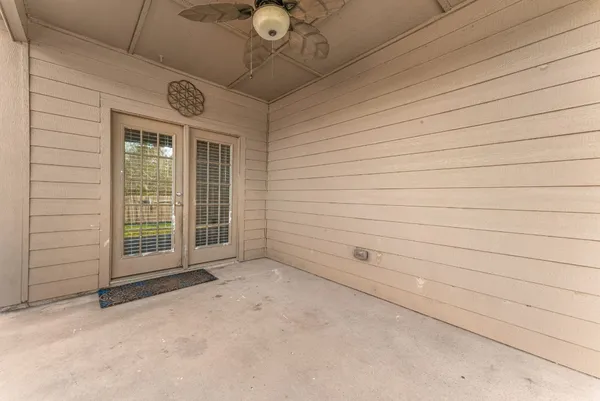 $269,000 | 12050 Quartersawn Lane, Pinehurst, TX 77362