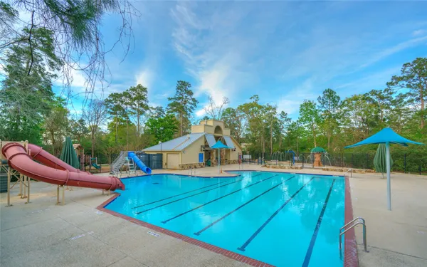 $1,099,000 | 23 Golden Thrush Place, The Woodlands, TX 77381