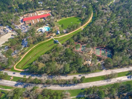 $1,099,000 | 23 Golden Thrush Place, The Woodlands, TX 77381