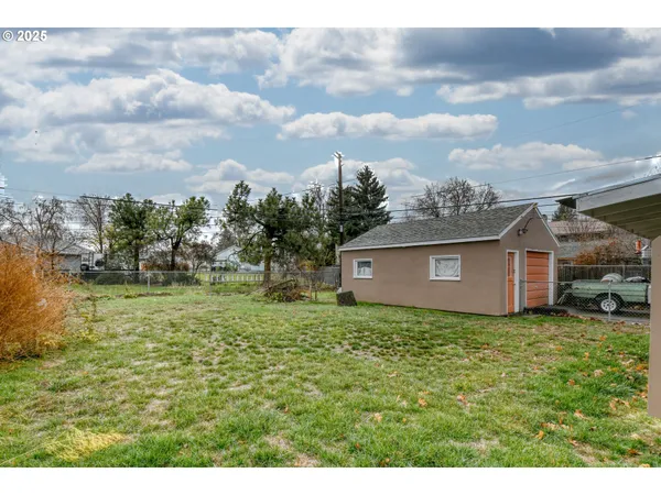 $218,000 | 3014 Southwest Kirk Avenue, Pendleton, OR 97801