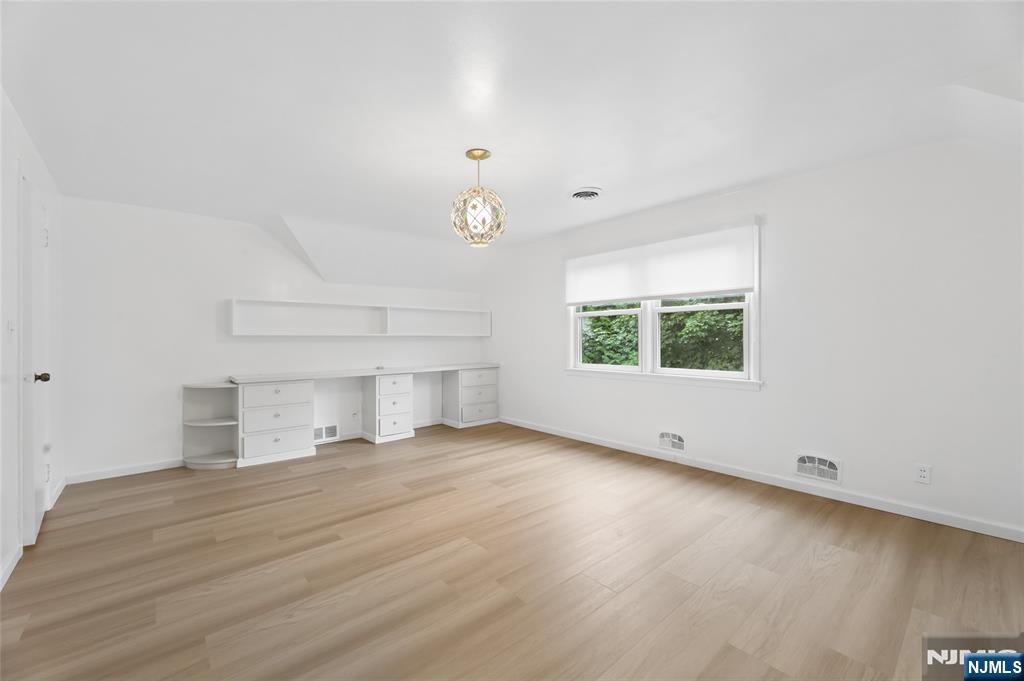 26 Glenwood Road Tenafly, NJ 07670 - Photo 25 of 31