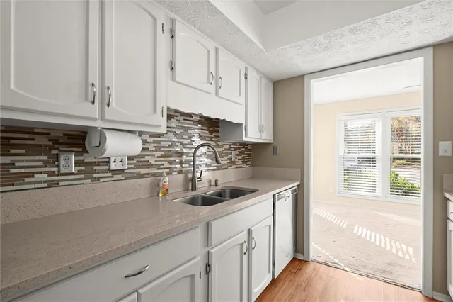 $279,900 | 3209 Canyon Point Circle, Roswell, GA 30076