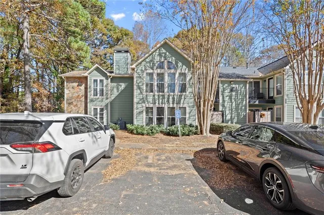 $279,900 | 3209 Canyon Point Circle, Roswell, GA 30076