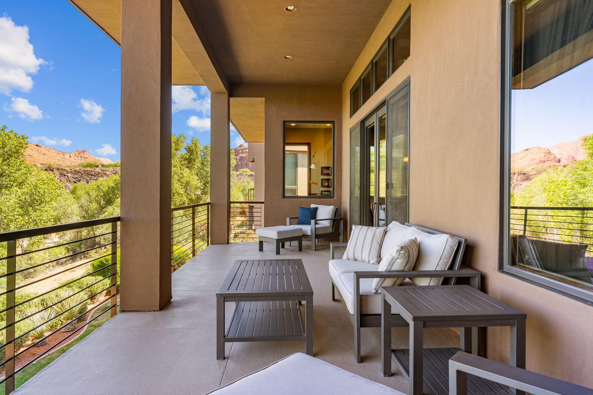 3052 Snow Canyon Parkway, Unit 98 St. George, UT 84770 - Photo 34 of 70 Large Balcony