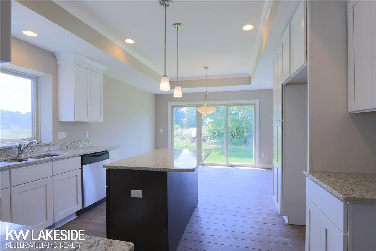 21836 Rio Grande Drive Macomb, MI 48044 - Photo 8 of 44 50006470-7.JPG