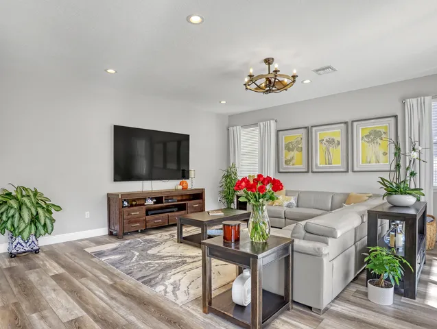 a view of entryway and hall