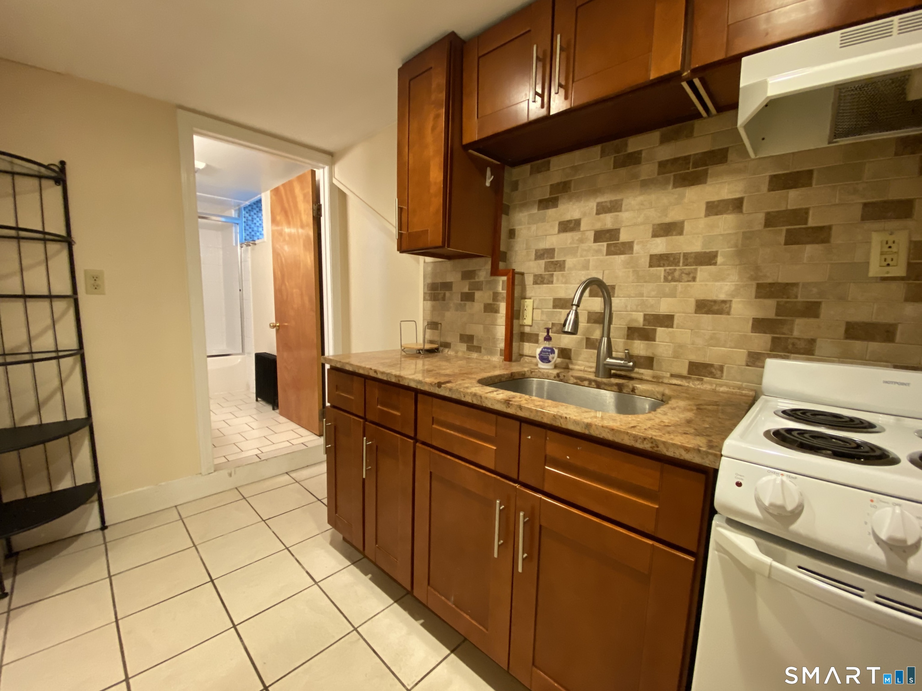 239 Edwards Street, Unit LL New Haven, CT 06511 - Photo 4 of 11
