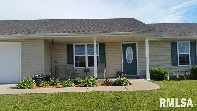 1700 Crown Road Herrin, IL 62948 - Photo 3 of 18