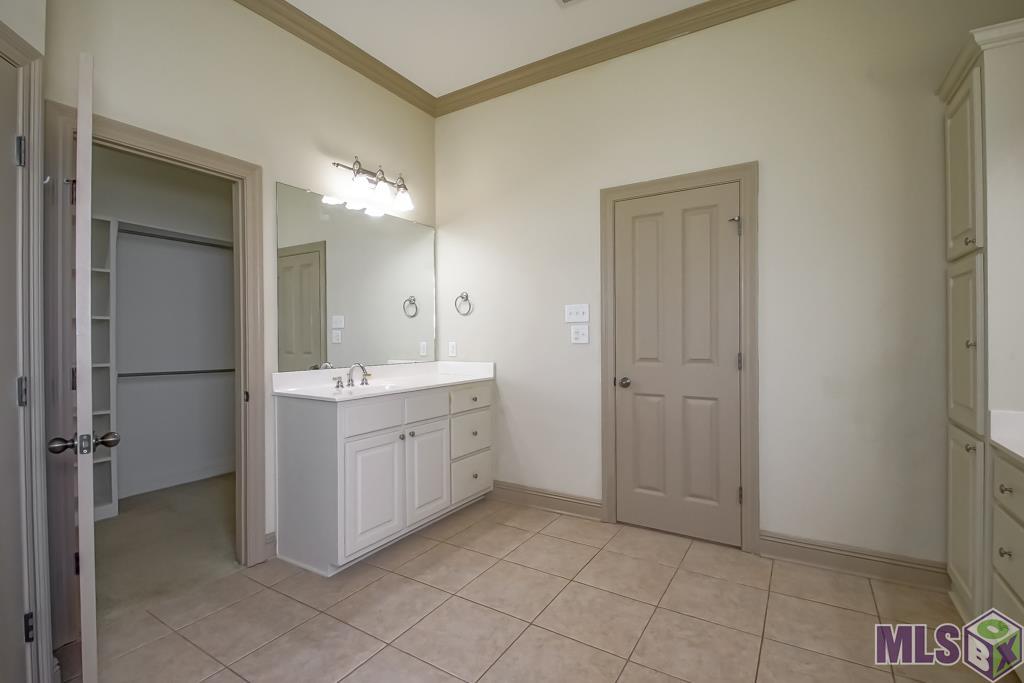 8602 Foxfield Drive Baton Rouge, LA 70809 - Photo 25 of 41