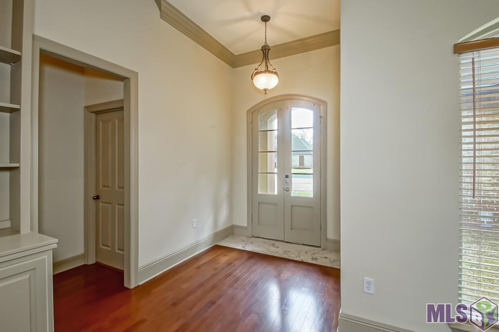 8602 Foxfield Drive Baton Rouge, LA 70809 - Photo 5 of 41