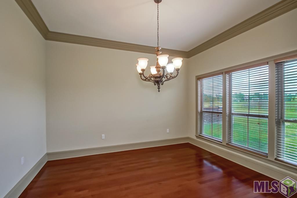 8602 Foxfield Drive Baton Rouge, LA 70809 - Photo 9 of 41