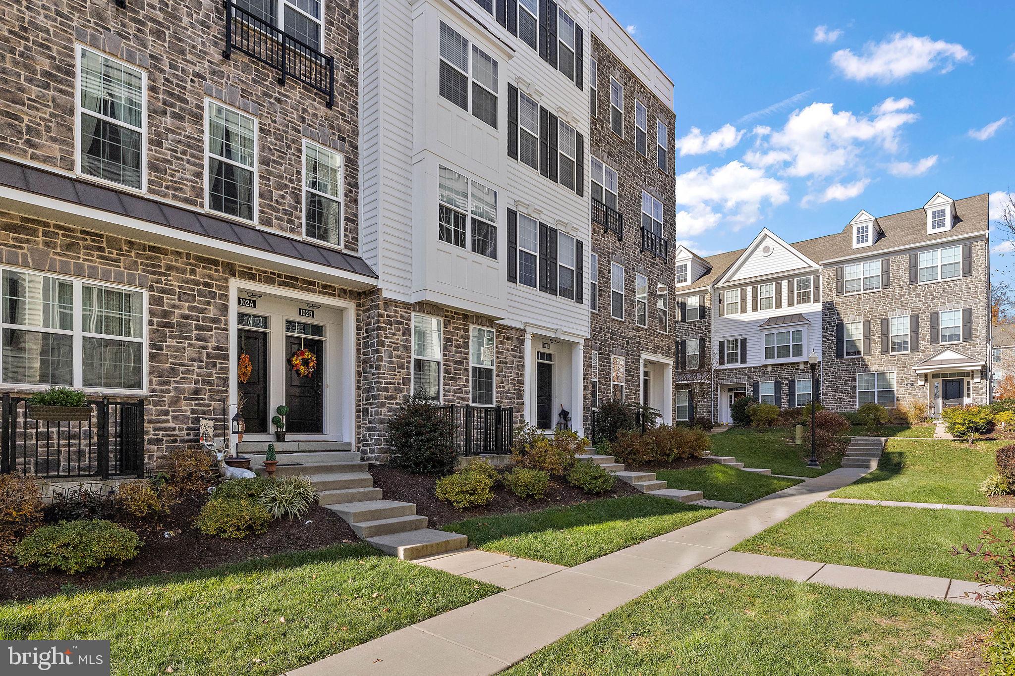 104 A Corvus Circle Springfield, PA 19064 - Photo 2 of 34