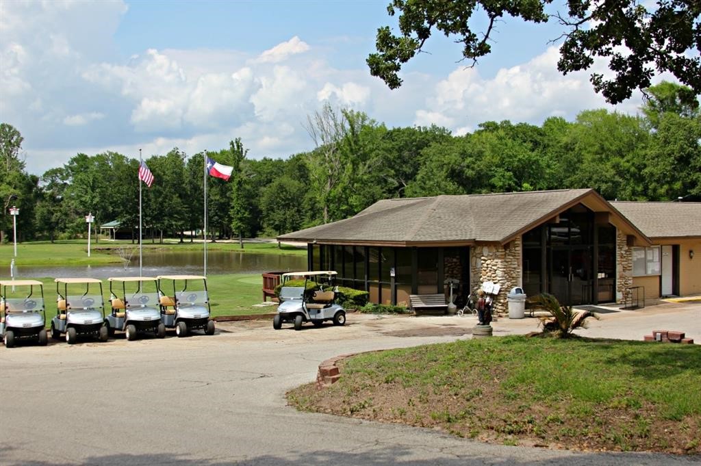 0 Navion Lane Normangee, TX 77871 - Photo 4 of 10 a view of a park with large trees