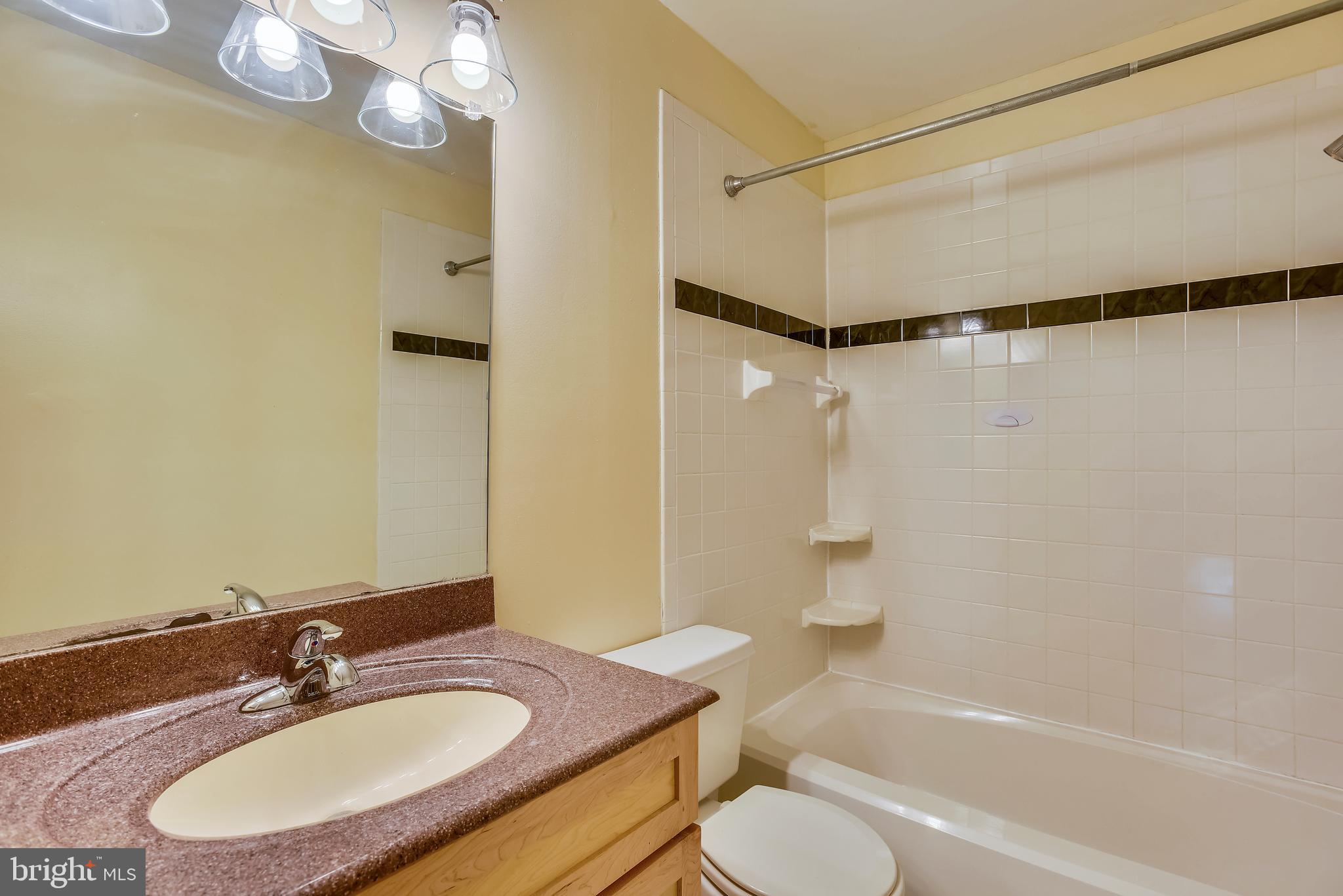2051 Swans Neck Way Reston, VA 20191 - Photo 21 of 35 Upper Level Full Bathroom