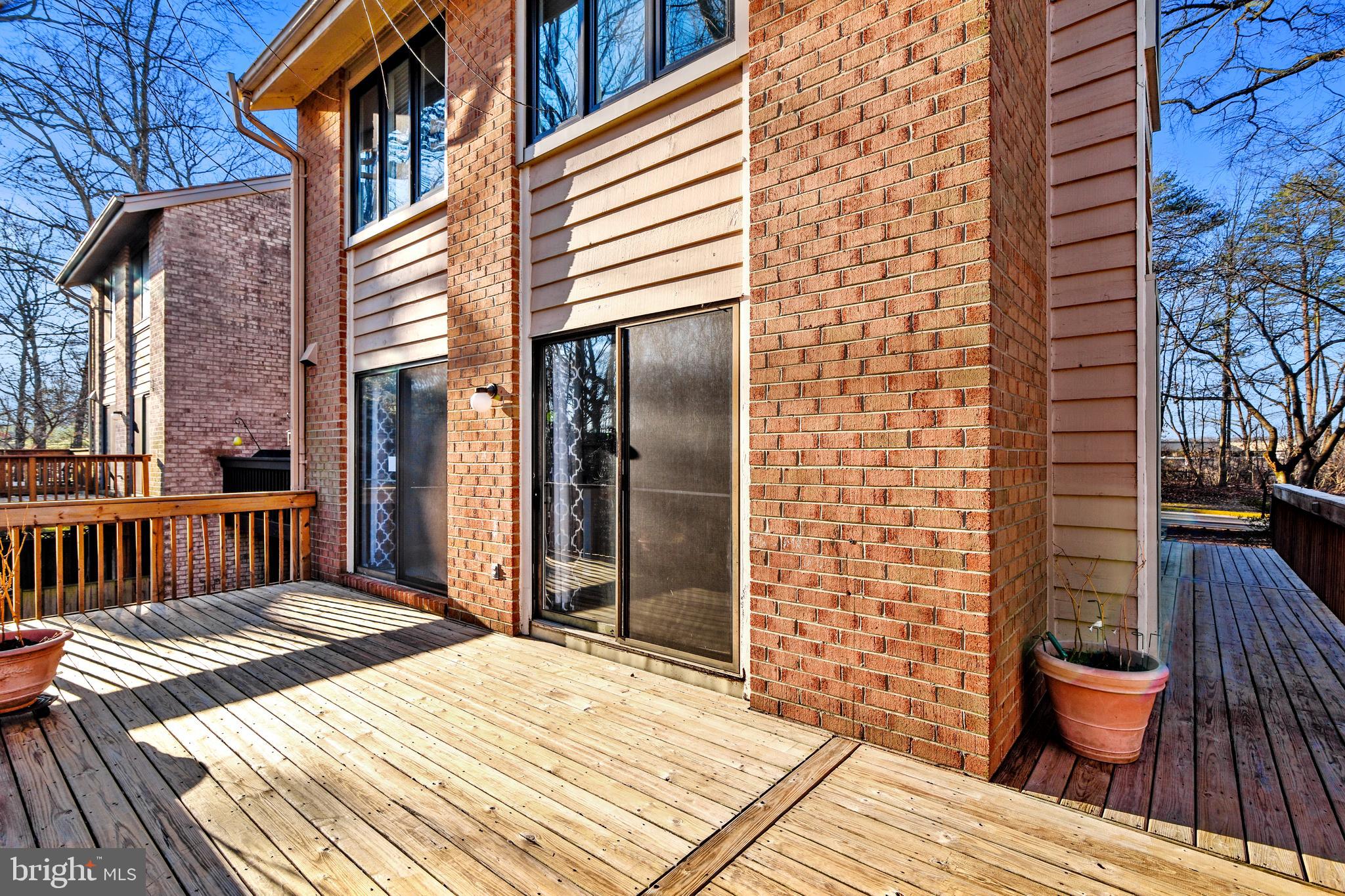 2051 Swans Neck Way Reston, VA 20191 - Photo 26 of 35 Large Deck!