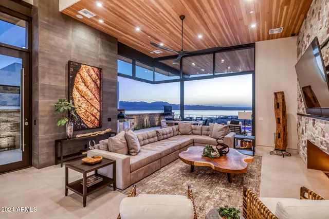 $4,950,000 | 2234 Harbor Way, Lake Havasu City, AZ 86403