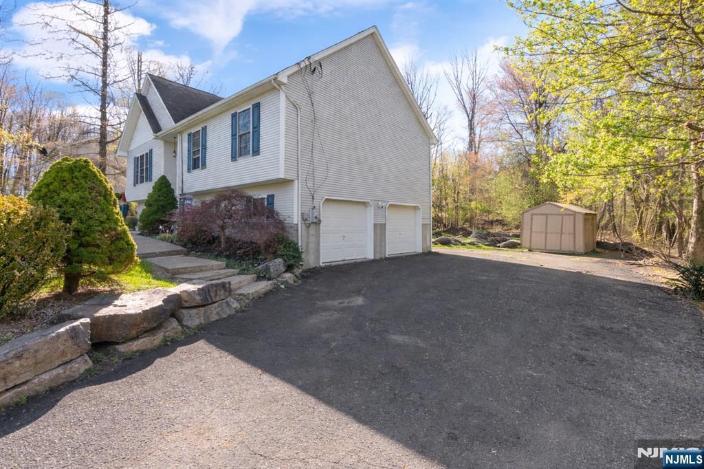 24 Reigler Road West Milford, NJ 07421 - Photo 38 of 44