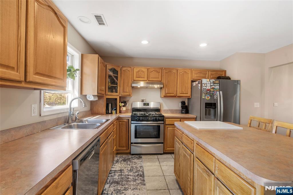 24 Reigler Road West Milford, NJ 07421 - Photo 8 of 44