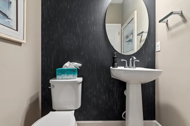 $556,135 | 8885 Periwinkle Boulevard, Woodbury, MN 55129